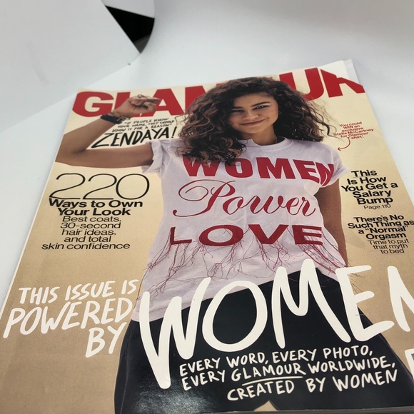 GLAMOUR Magazine -Zendaya November 2017 - Picture 1 of 12